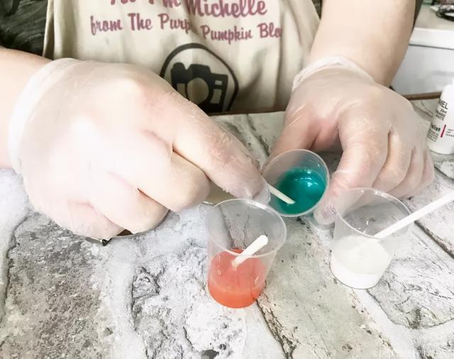 珐琅是什么，珐琅彩是什么工艺（珐琅：不是宝石，胜似宝石）