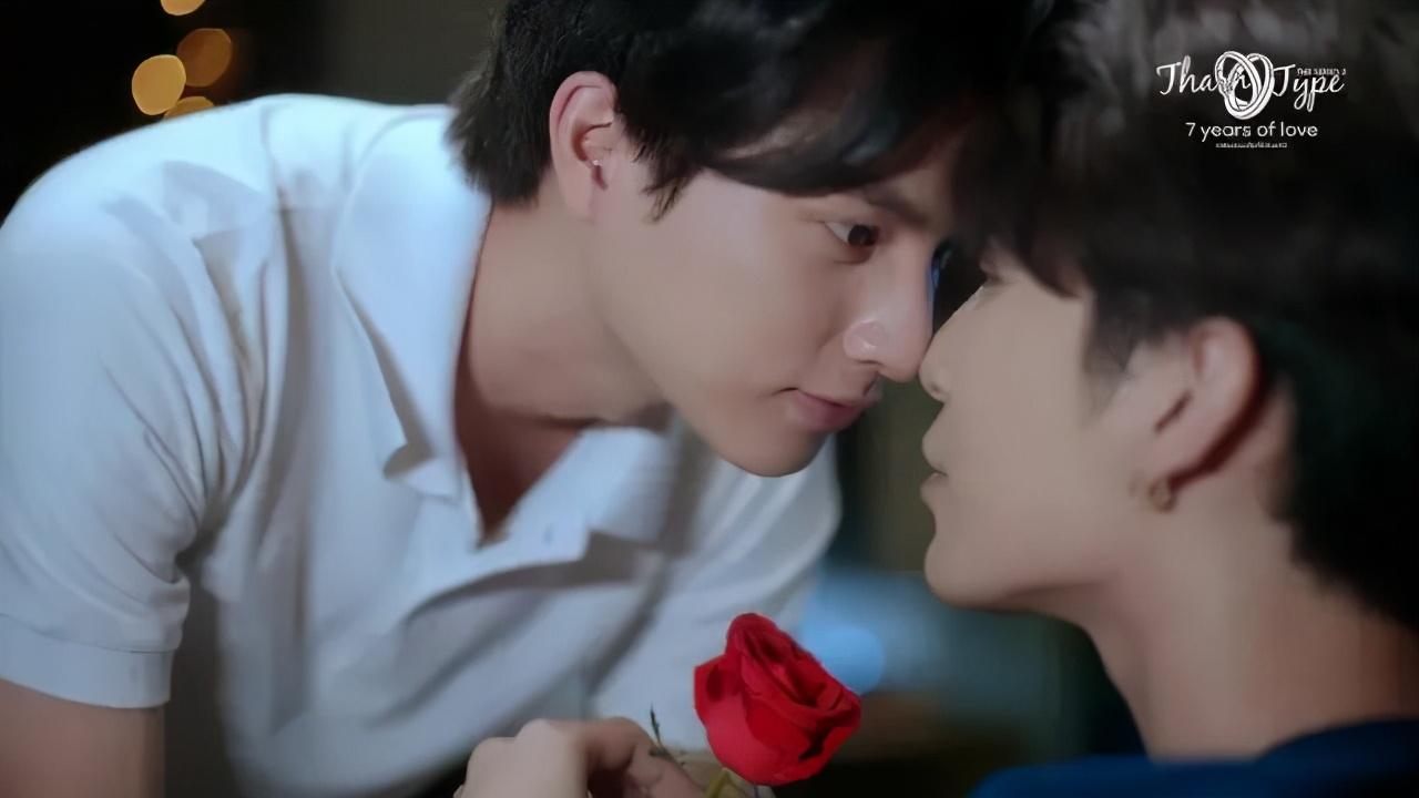 我和女友在学校树林做（与爱同居2）