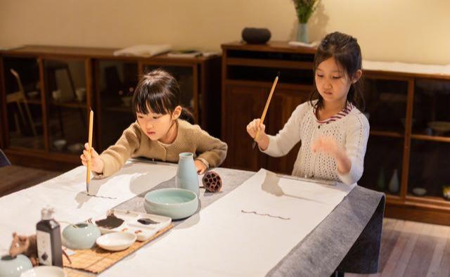 董卿是小三吗，董卿是第三者（“奉子成婚”坐拥豪宅）