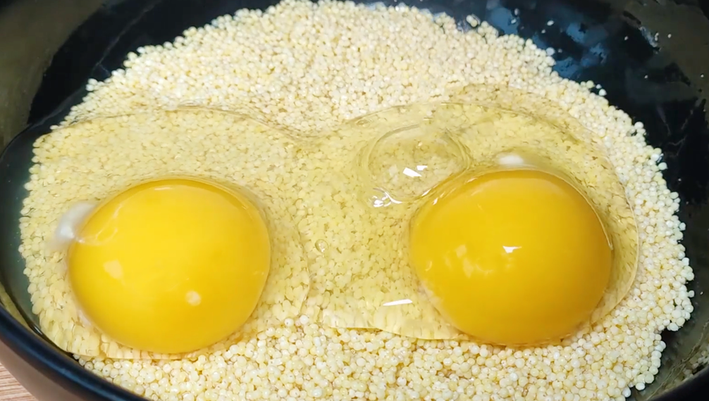 图片[2]-【小米鸡蛋糕】做法步骤图 营养美味 饭店吃不到-起舞食谱网