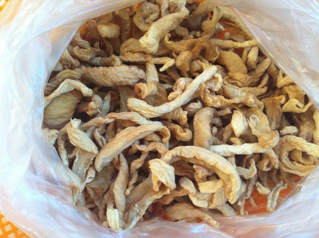 茄子怎么切成条状，怎样把茄子切成条状（茄子干和萝卜干）