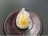 泰国佛牌很灵但是要交换条件，泰国佛牌很灵但是要交换条件是什么（成名。让明星们趋之如鹜的泰国佛牌真的很神奇）