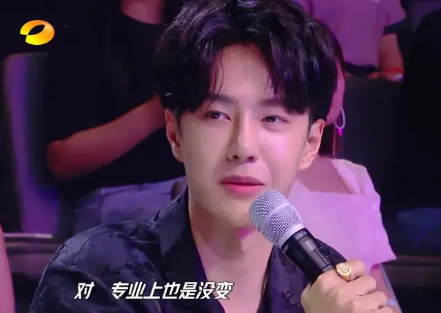周名轩微信头像高清图片，王一博点评前队长周艺轩太犀利