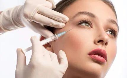 胶原蛋白填充脸部（胶原蛋白填充是新技术吗）