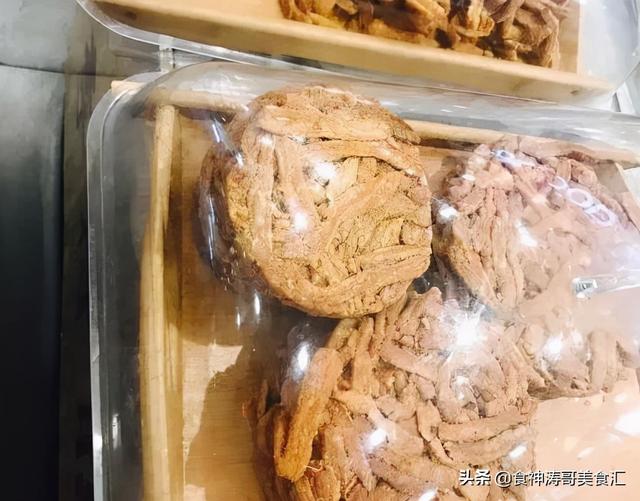 青岛特色美食有哪些，青岛十大特色小吃（吃遍青岛特色美食小吃）