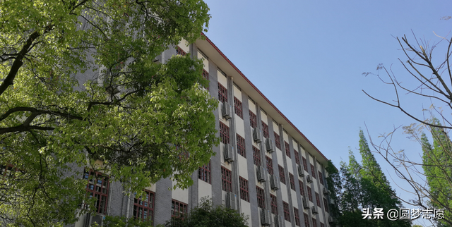 西南大学荣昌校区，西南大学荣昌校区与西南大学的区别是什么（荣昌校区：西南大学的特色校区）