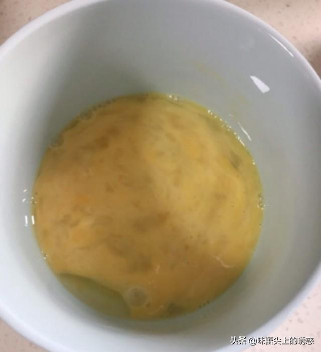 豇豆圆葱炒鸡蛋的家常做法，圆葱炒豆片的做法（谁说豇豆不能和其它的食材一起炒）