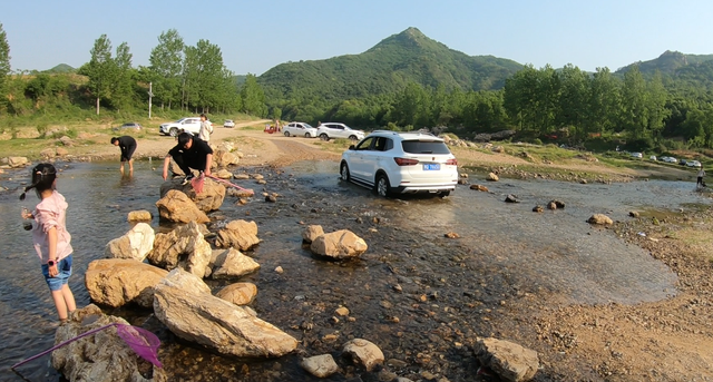 驻马店的风景区在哪里，有山有水非常适合带全家去玩耍