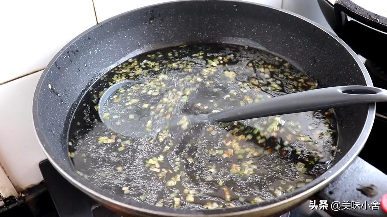 豆腐脑的做法和配方，豆腐脑的做法和配方图（详细配方比例告诉你在家做）