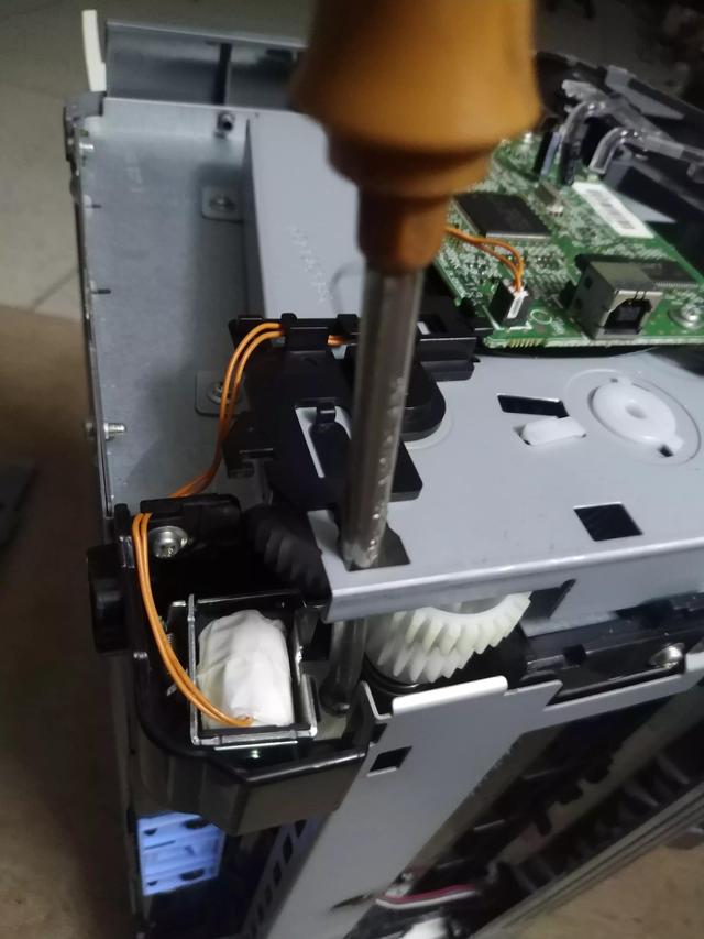 天津佳能打印机维修,佳能打印机维修点(佳能lbp2900打印机连续进纸和