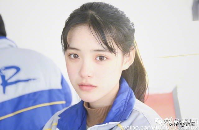 超甜高颜女头  虞佳瑞，微信头像，超甜高颜女头  虞佳瑞（因一张打篮球照爆火的漫画脸太好看了）
