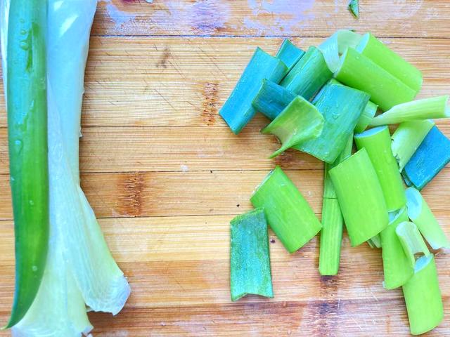 快手凉面的做法，网红凉面的做法（口感香辣面条爽滑q弹收藏了）