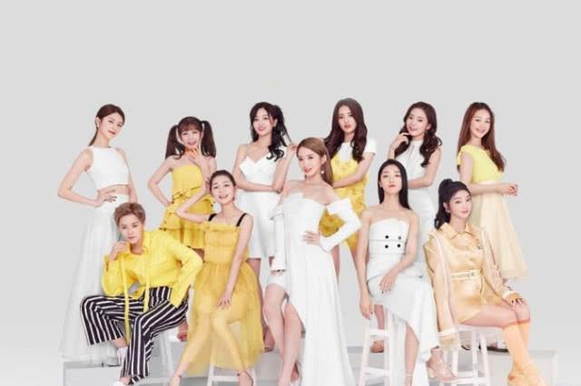 杨超越参加的综艺节目，杨超越和王源的综艺节目叫什么（一年参演24个综艺、3部电视剧和15个杂志写真）