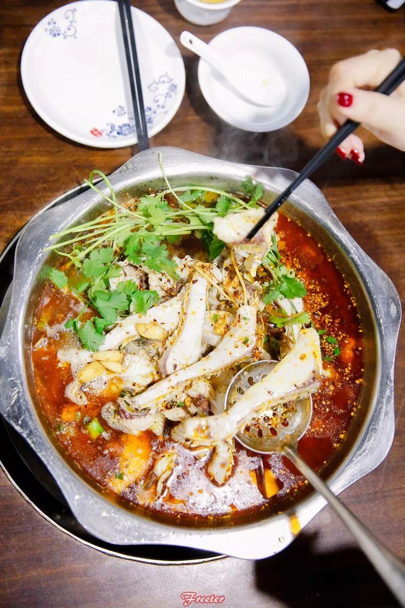 娃娃脸少女头像 鱼酱/失去分享的欲望 就是散场的开始微信，娃娃脸少女头像 鱼酱/失去分享的欲望 就是散场的开始（TA至少还能在海口大排档中再红20年）