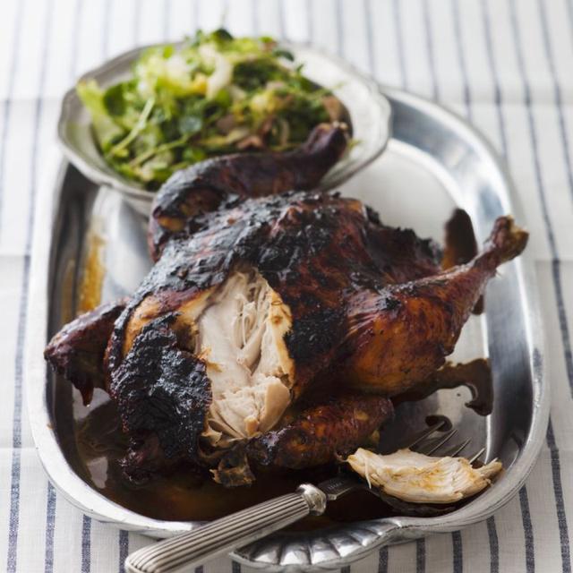 老牛吃嫩草的下一句是什么，老牛吃嫩草的下一句是什么什么（吃鸡莫待老”你知道是什么意思吗）