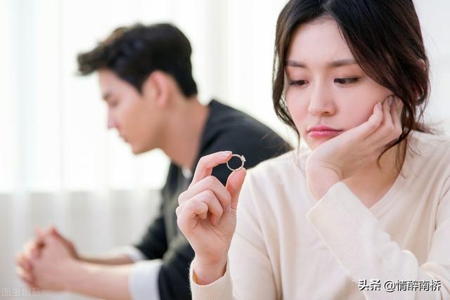 离婚冷静期怎么挽回老婆，离婚了该如何挽回妻子（男人通过这三个步骤）