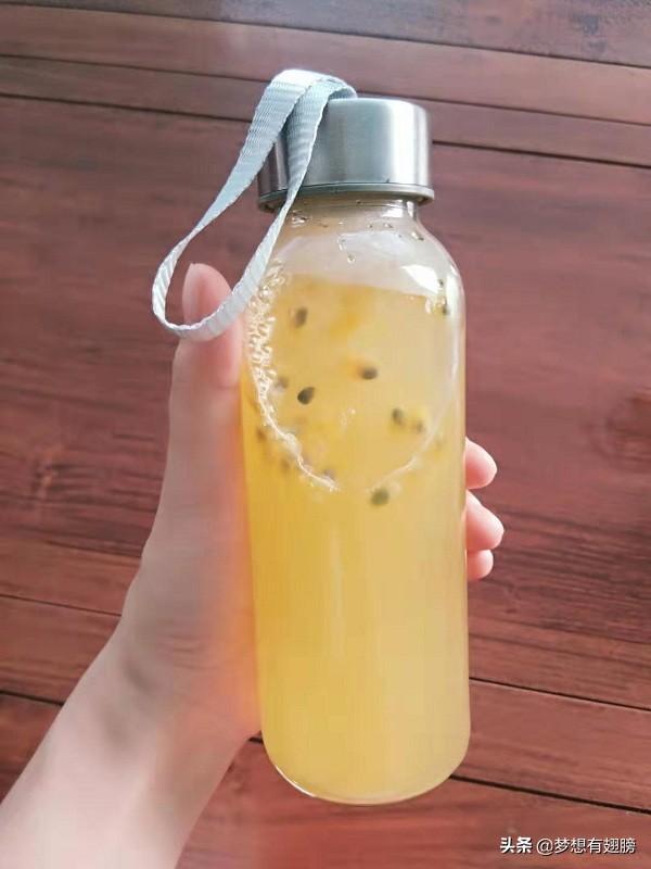 百香果怎么泡水喝，百香果怎么泡水喝步骤（教你自制消暑清凉茶）