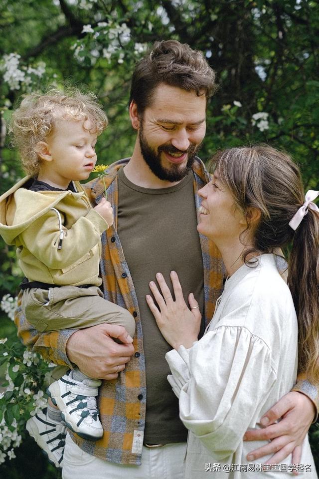 皓月是什么意思，皓月的意思是什么（200个宋词里好听诗意的男孩名）