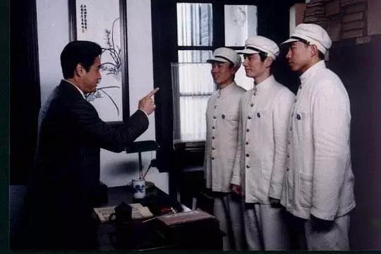 练束梅个人资料简介,练素梅(《恰同学少年》:大胆论政)