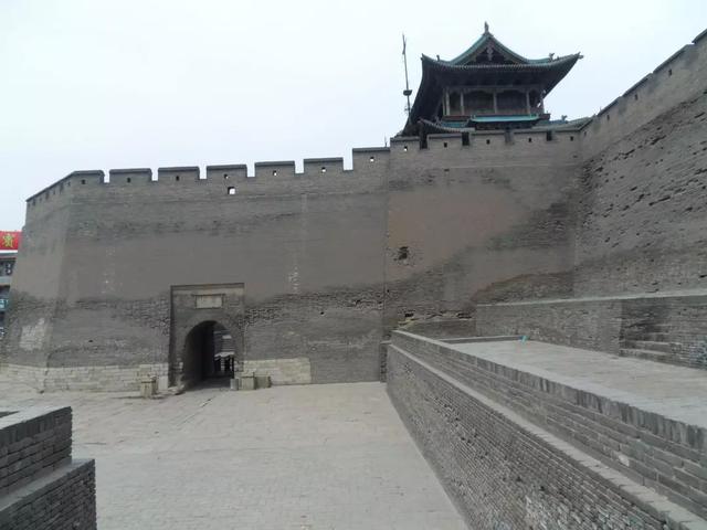 山西著名旅游景点，山西五台山旅游（山西最值得去的十大景点）