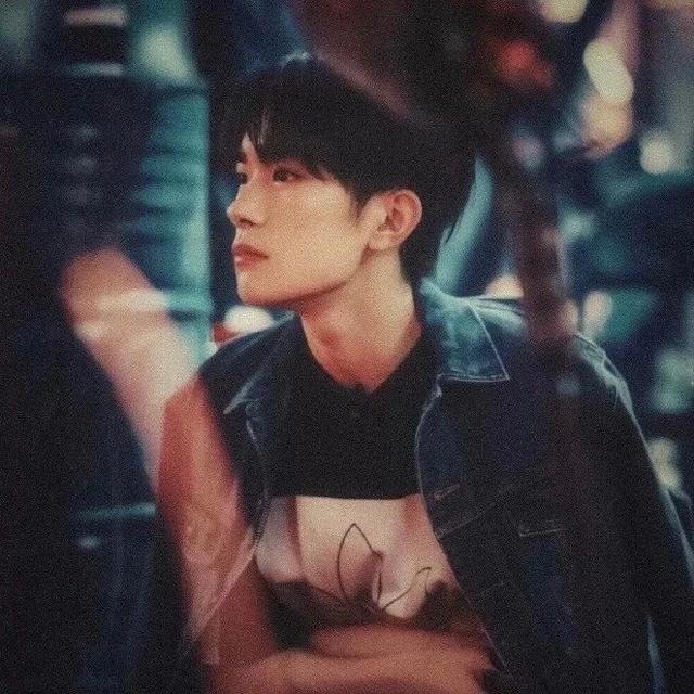 tfboys头像，TFBOYS微信（明星头像壁纸）