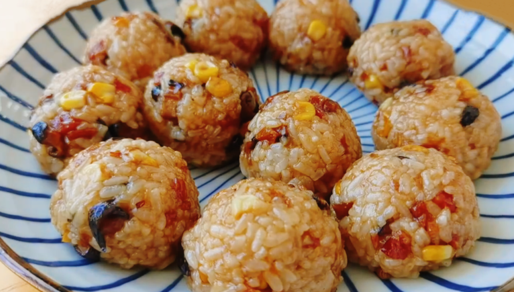 图片[5]-【香菇玉米烧麦】做法步骤图 加2元饺子皮 一口一个比肉还香-起舞食谱网