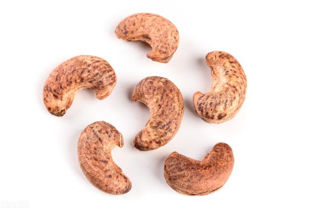 食用夏威夷果的功效和禁忌，夏威夷果的功效和作用及禁忌（适合孕妇食用的十大坚果）