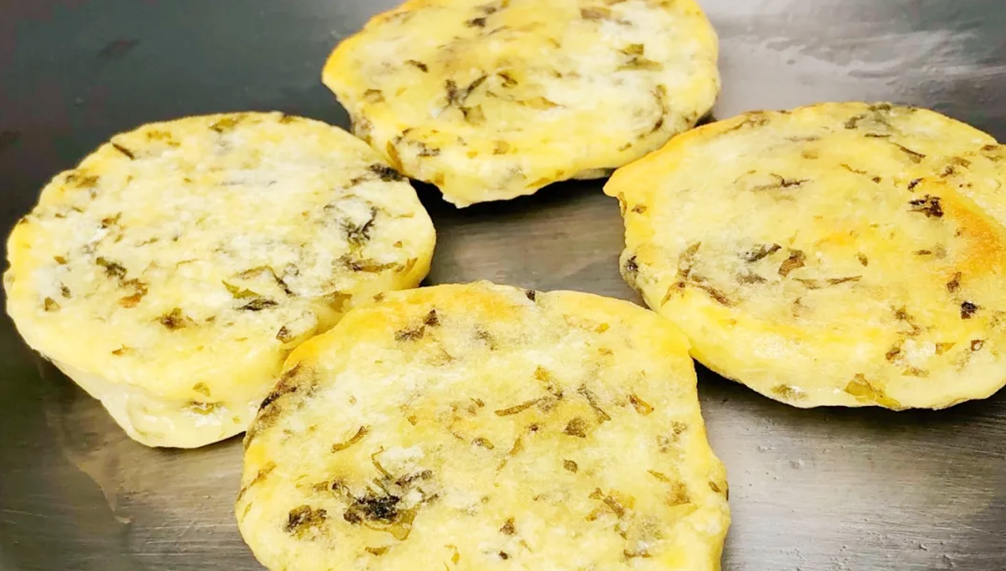 图片[5]-【紫菜玉米饼】做法步骤图 钙含量是牛奶2倍多 常吃个子高-起舞食谱网