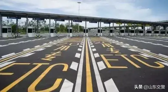 高速哪些节日免过路费，高速免费节日有哪些（高速公路通行免费以什么时间为准）