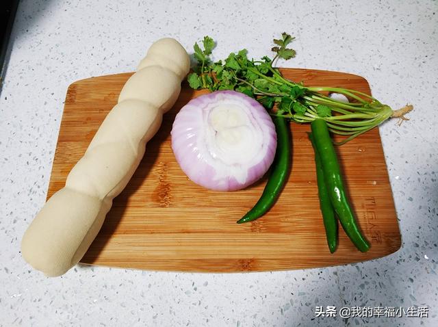 豆肠怎么做好吃，豆肠怎么吃才好吃（80后夫妻这样过的情人节）