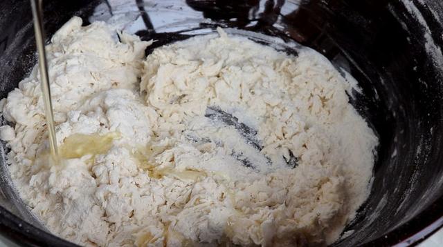 炒拉条子的家常做法，炒拉条怎么做最好吃（味道比饭店里的还好吃）