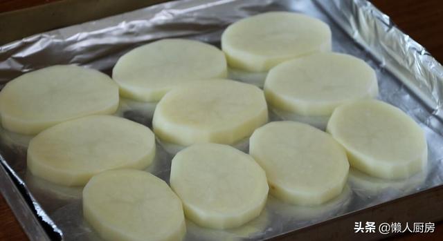 烤箱烤鸡翅温度和时间，烤鸡翅烤箱温度和时间（烤鸡翅不放一滴油）