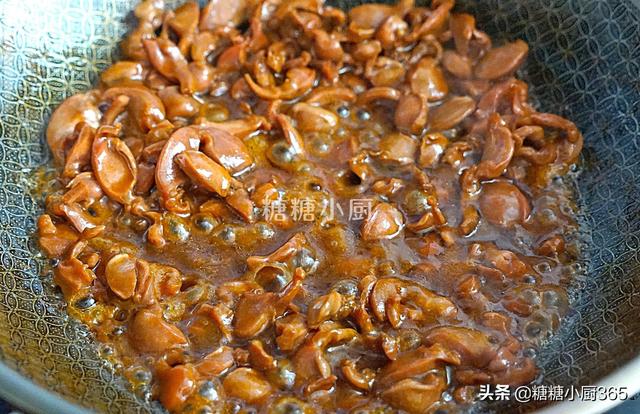 鸡胗怎么切正确，鸡胗应该怎么切（鸡的这部位特好吃）