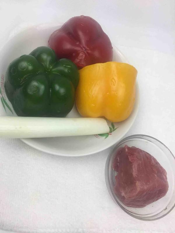 菠萝炒肉怎么做，菠萝炒虾仁的做法（炒肉好吃的“法宝”）