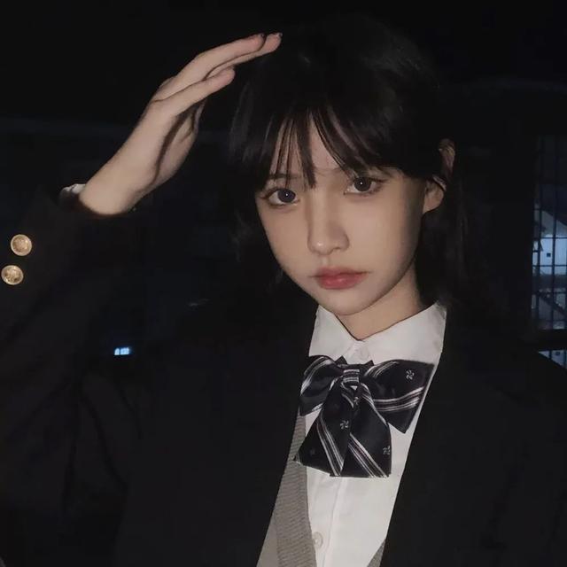 龙应该藏在云里你应该藏在心里，龙应该藏在云里你应该藏在心里表达了什么，微信头像（系列：龙应该藏在云里）