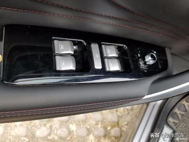 一条竖杠是什么车，一条竖线是什么车（即将破万，哑光灰WEY）