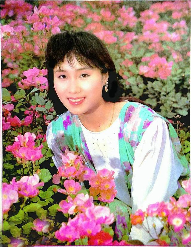 言情小说排行榜2013前十名，2013年小说排行榜言情（80年代父辈迷恋的“挂历女神”）