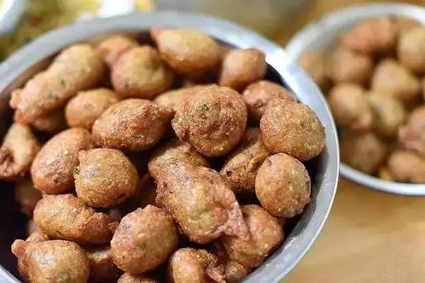 客家特产炸芋圆等，那些全南人“炸”出来的客家美食