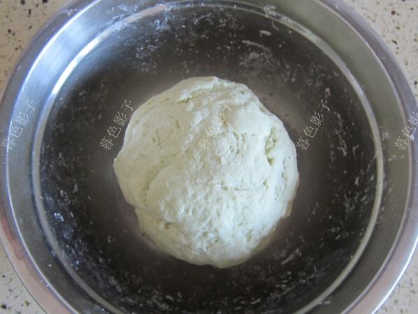 大麦面蒸馒头怎么做，小麦馒头的做法（很适合不会做面食的人）