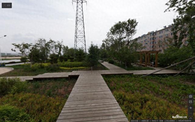 发现木结构｜吉林省延吉市清水公园无栏杆防腐木栈道