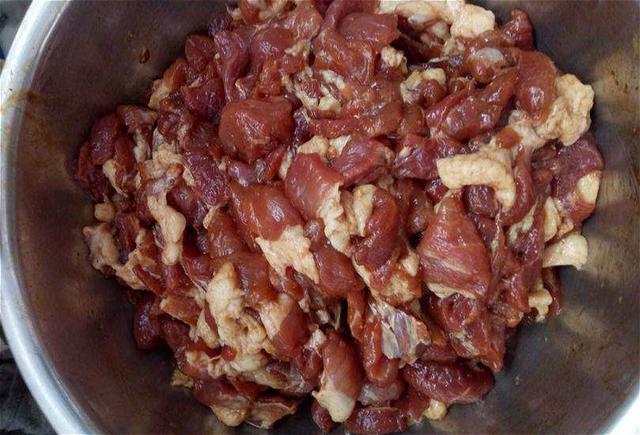 网上买的盐渍肠衣怎么清洗，盐渍肠衣怎样清洗（别忘了加这个“料”）