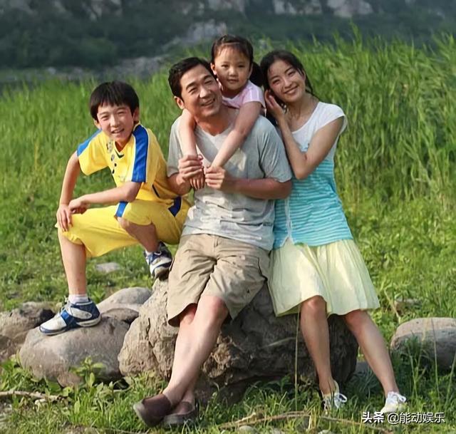 布衣知县梵如花，布衣知县梵如花簸箩（原来这些都是张国立导演的作品）