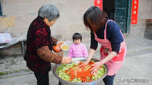 榨菜头怎么做咸菜，榨菜头怎么做咸菜窍门（榨菜之乡这样做的老咸菜保存10年也不坏）