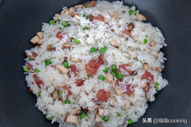 米饭怎么炒好吃，白米饭怎么炒好吃（每次吃2碗才过瘾）