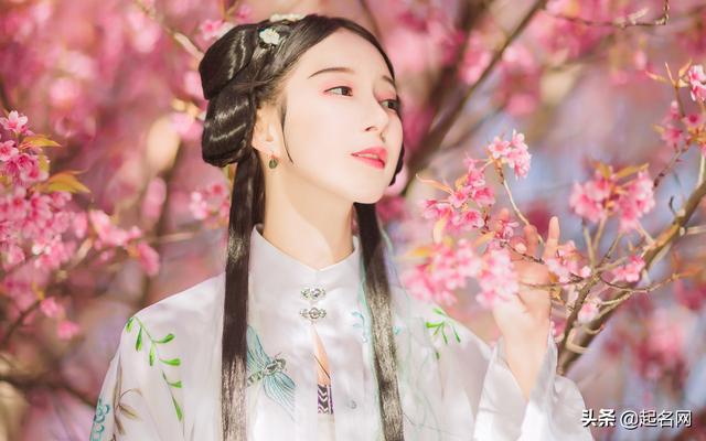 有内涵的女孩名字，女孩名字内涵丰富取名1800个（全家都满意的女孩名字）