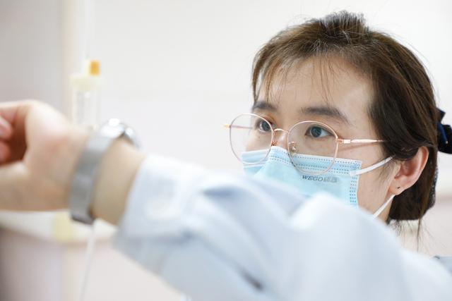 护理是什么职业，护士是什么职业（护士是一个什么样的职业）