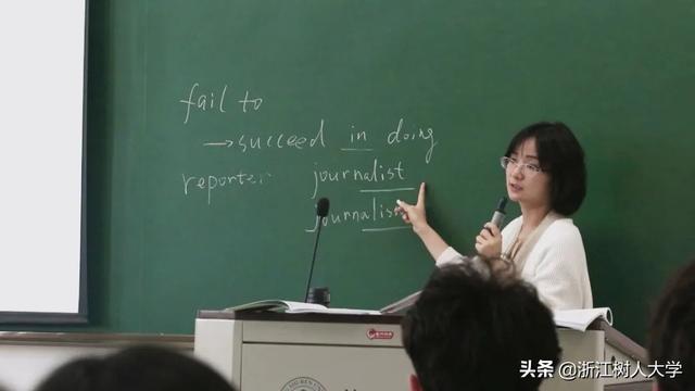 如何学习大学英语，在大学环境下如何学习英语（学生心目中的好老师）