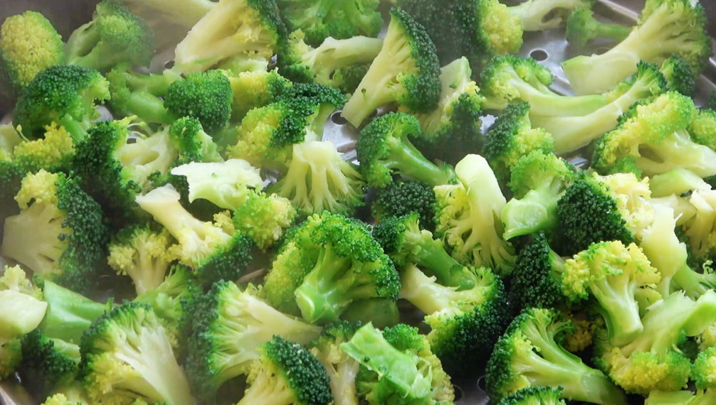 圖片[4]-【西蘭花炒雞蛋】做法步驟圖 教你新做法 脆嫩入味-起舞食譜網