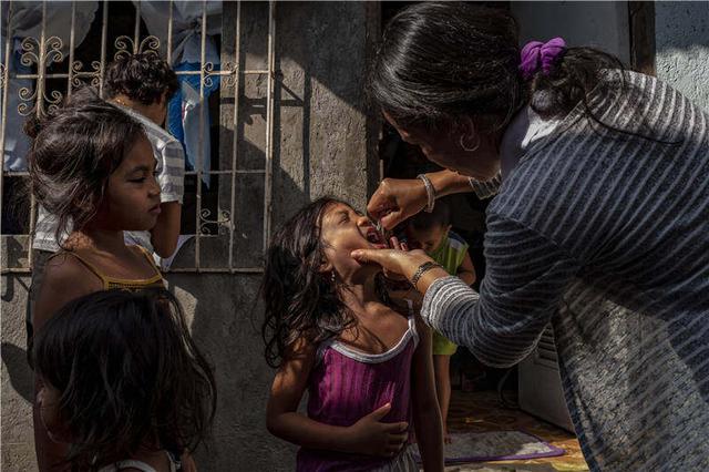 寄生物和寄主的定义是什么，寄主和寄生物之间的关系（疫苗出了什么问题）