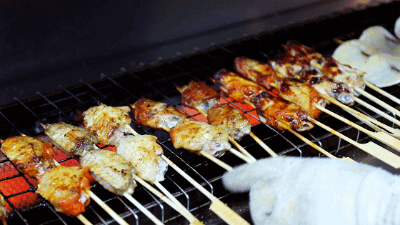 香辣鸡翅怎么做好吃又简单的做法窍门，香辣鸡翅怎么做好吃又简单的做法窍门视频（引爆味蕾的变态辣鸡翅）